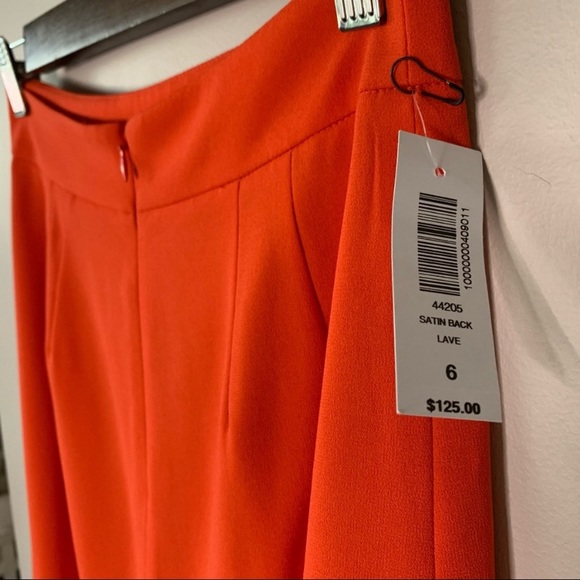 Aritzia | Satin Back NWT - Picture 2 of 3